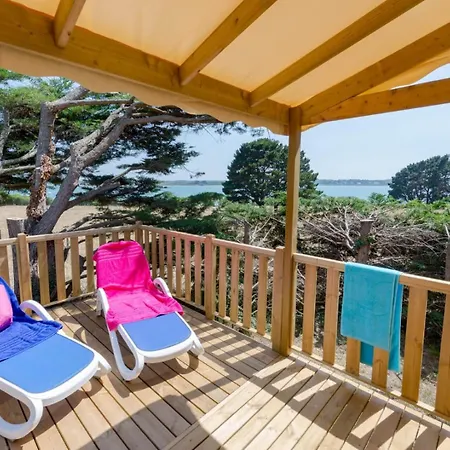 Maeva Respire De La Baie Campsite 4*